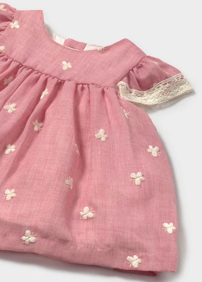 Vestido con cubrepañal bordado,tono rosado, recién nacida