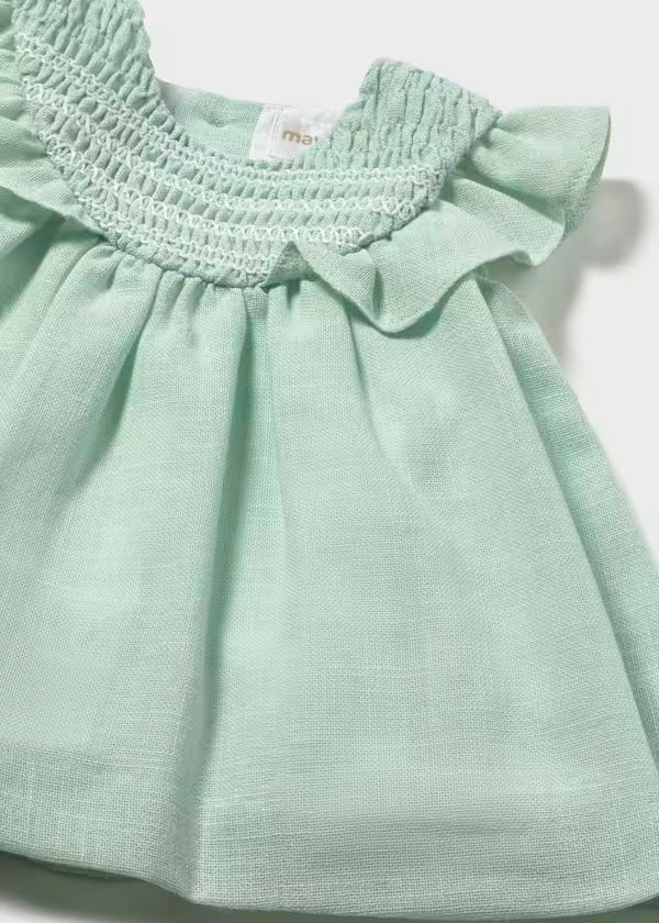 Vestido nido de abeja verde agua recién nacida