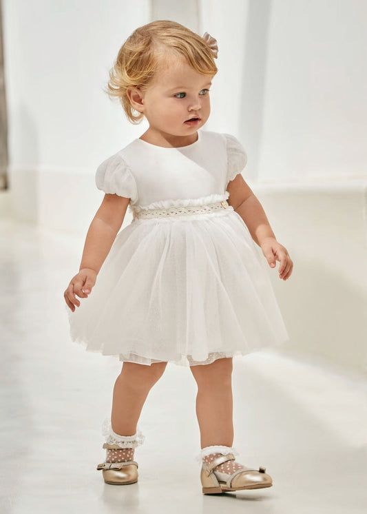 vestido combinado tul plisado, color crudo