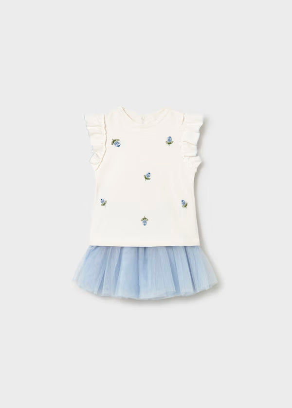 Conjunto de falda de tul  azul cielo + camiseta con volantes