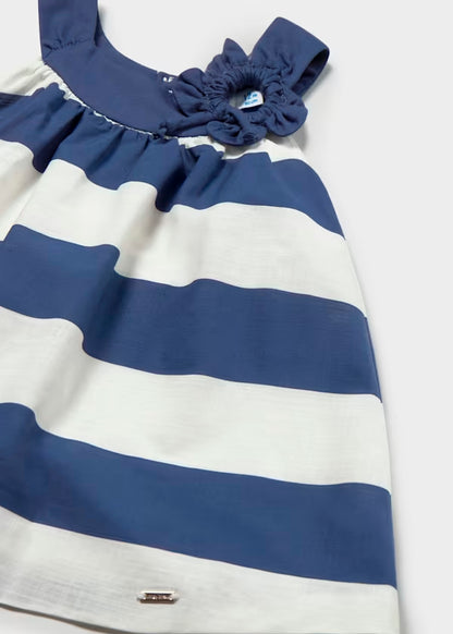 Vestido a rayas azul, cuello redondo