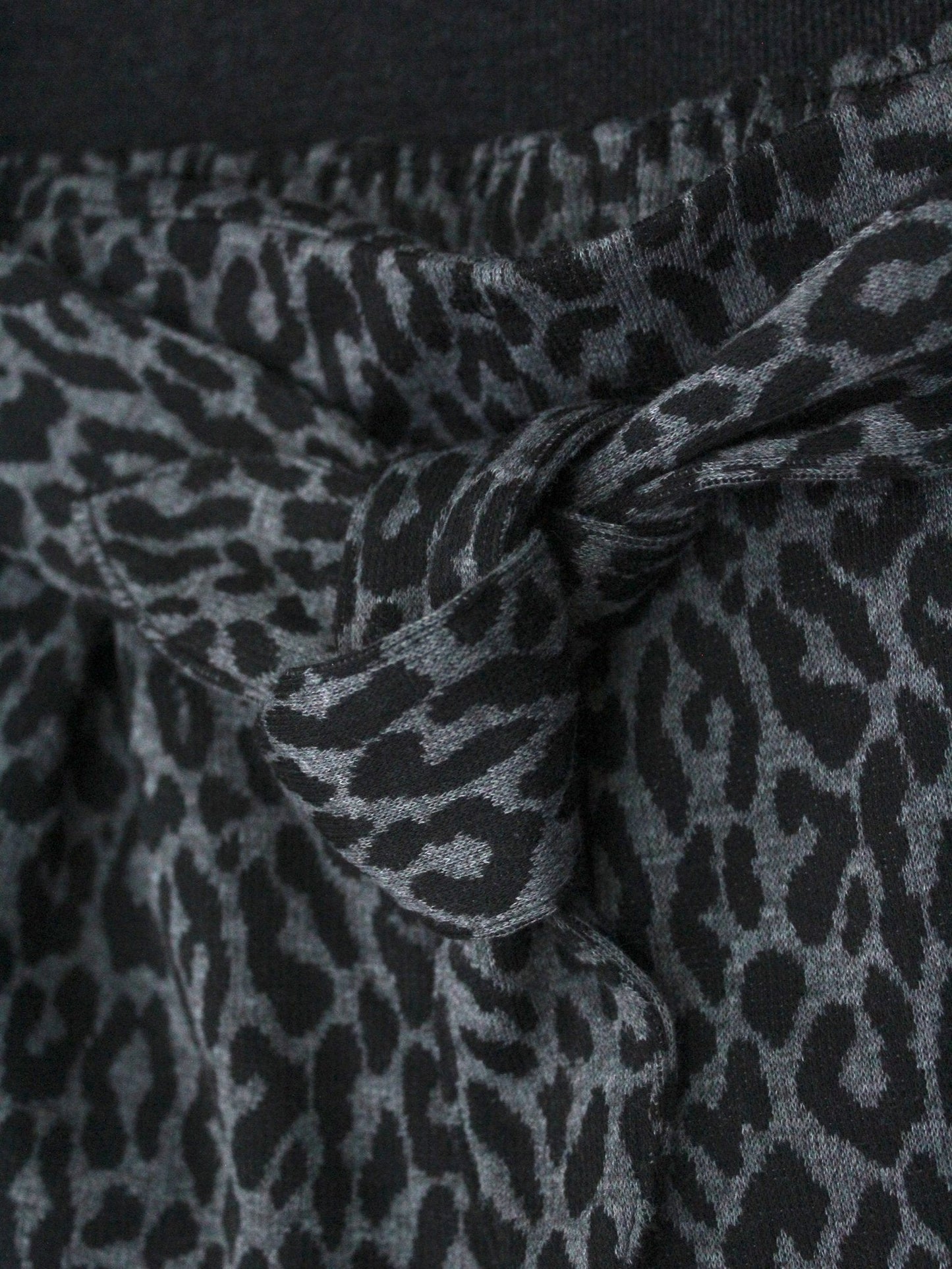 set jersey gris con pantalón algodón animal print