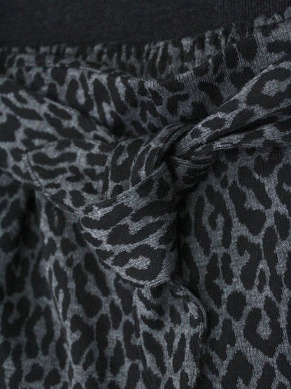 set jersey gris con pantalón algodón animal print