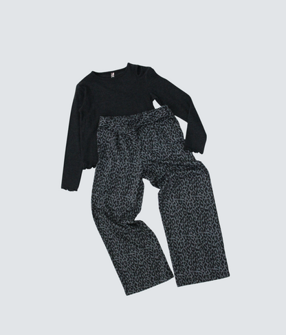 set jersey gris con pantalón algodón animal print