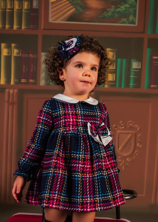 vestido con cuello y de colores