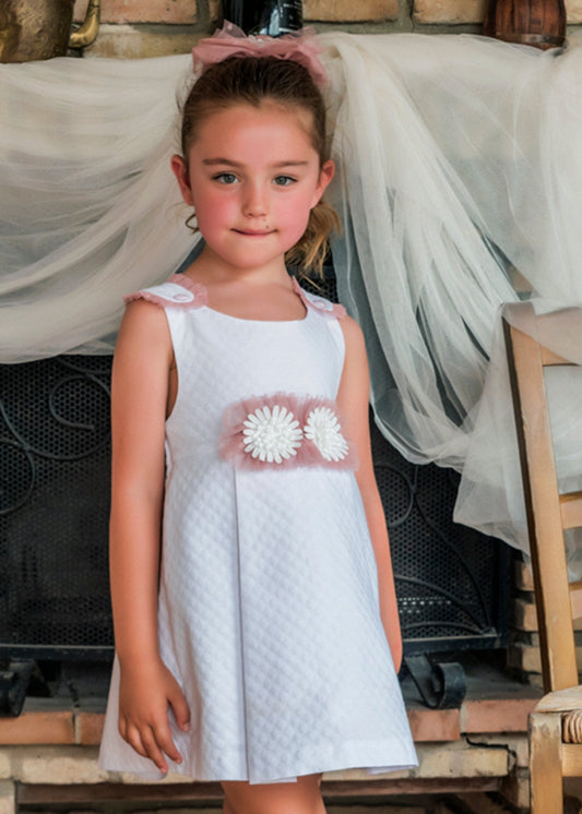 vestido babine color blanco con flores al frente