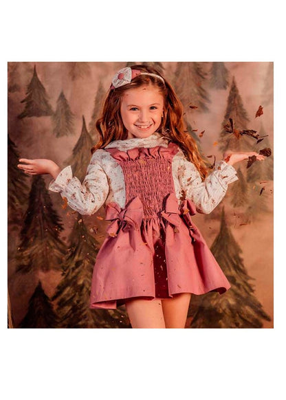 vestido crepe rosa tirantes y camisa beige, marca babiné