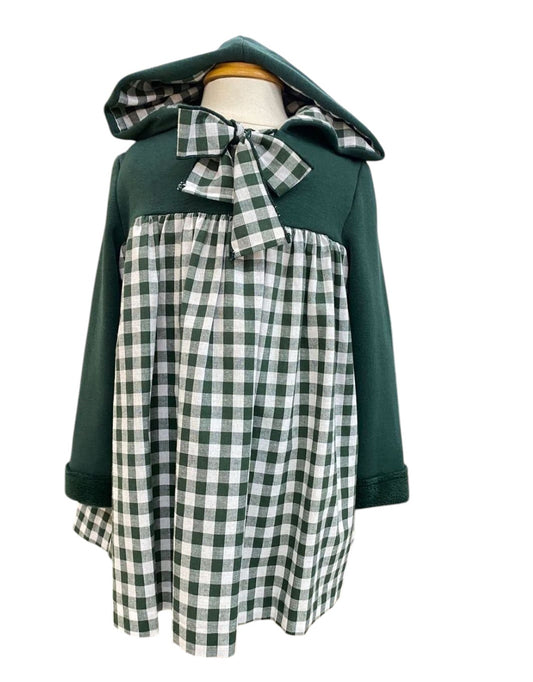 Vestido verde a cuadros con capucha, babiné
