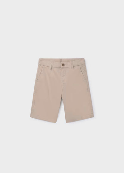 Bermuda chino basico anacarado