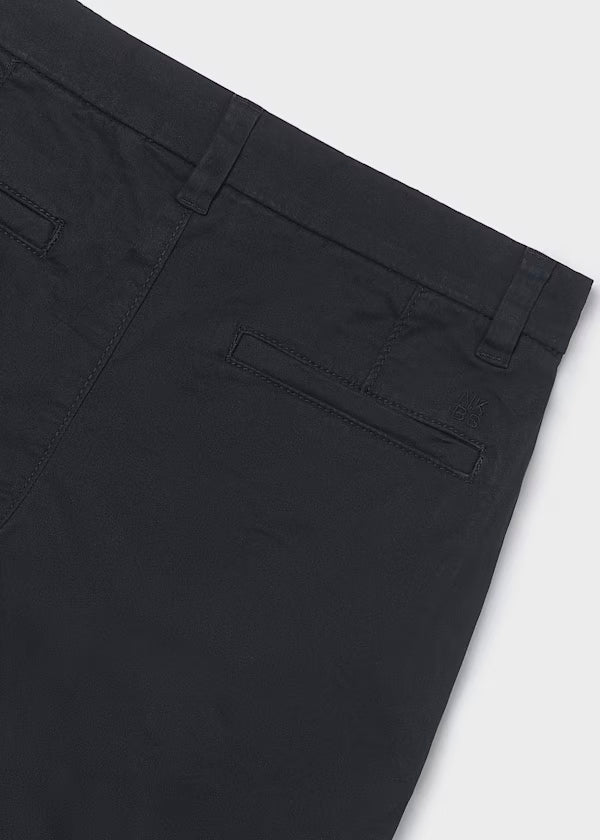 Bermuda chino basico color negro