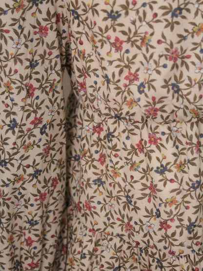 vestido con volantes canasteros, estampado de flores
