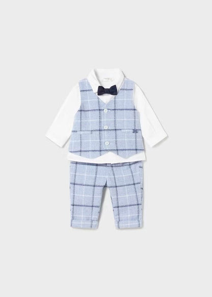 conjunto mayoral de niño azul/cuadros