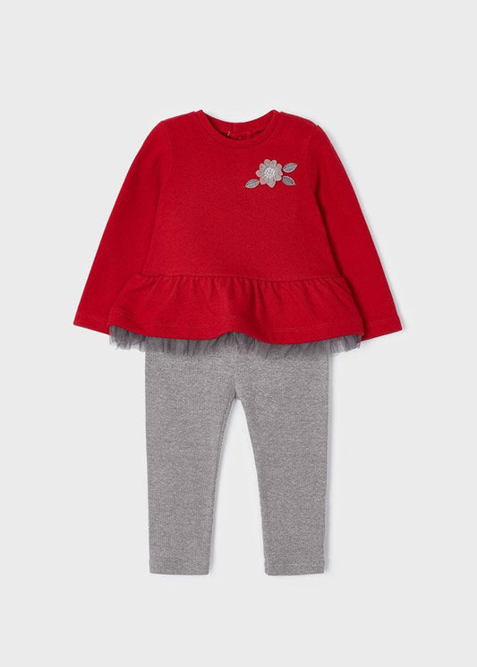 conjunto de leggins y camiseta roja