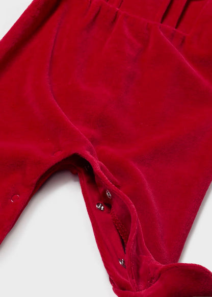 pelele rojo carmín, cuello volado, para niña