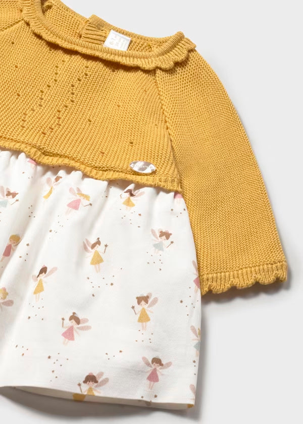 Vestido tricot color manzanilla