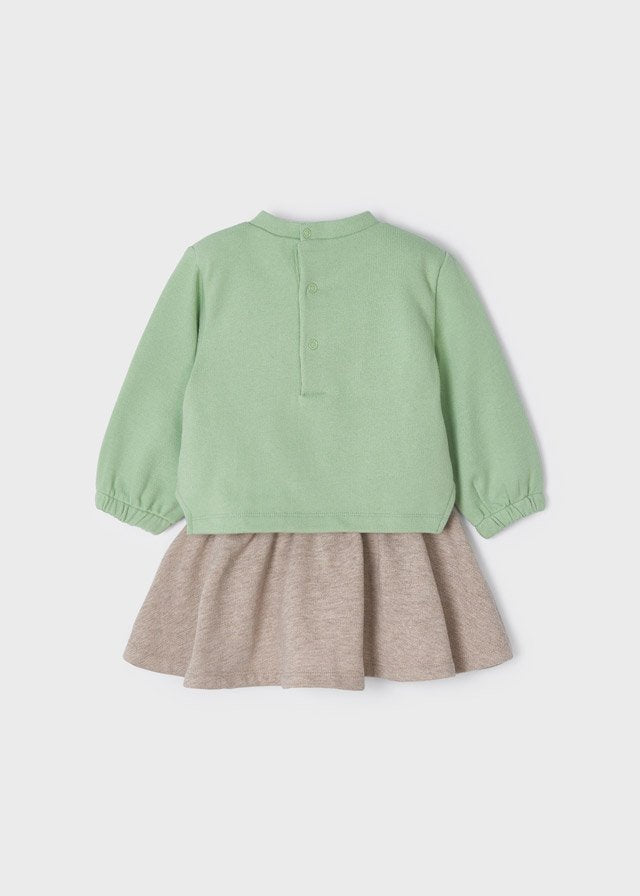 conjunto blusa verde aloe con falda arena brillos, mayoral