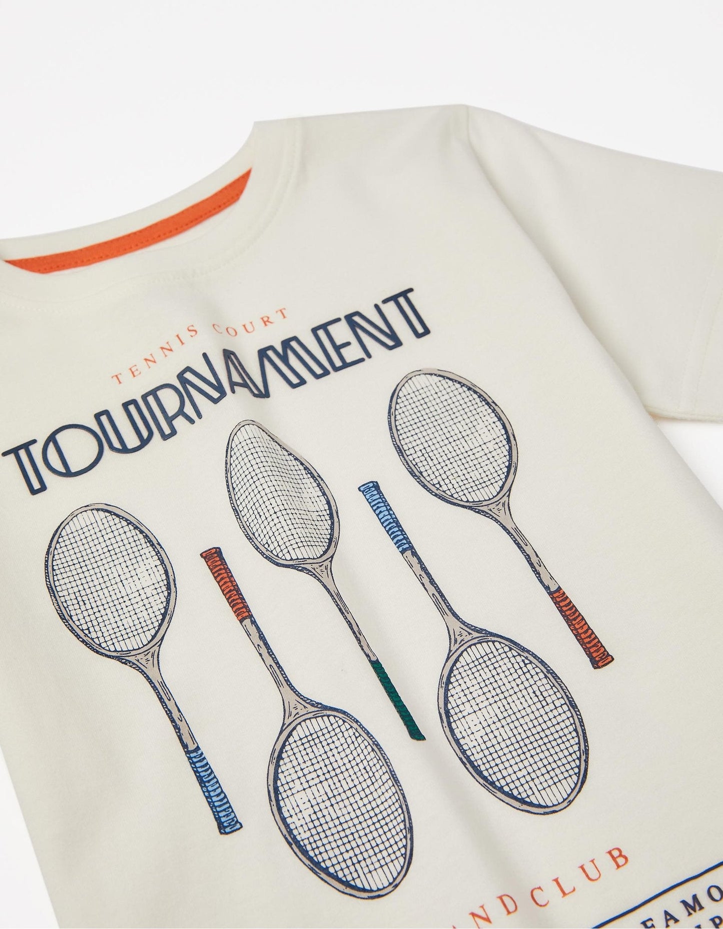 camiseta marca zippy, print raquetas de tenis