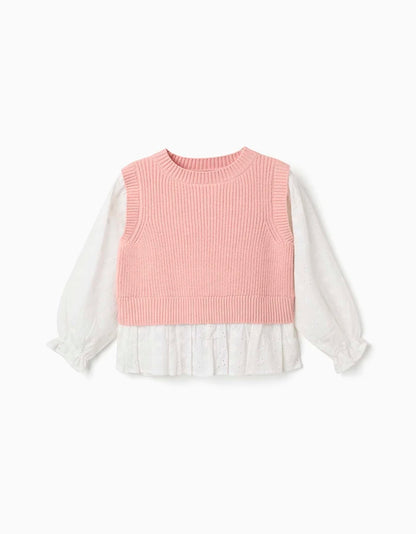 Set blusa blanca con chaleco  + Short cuadros y flores