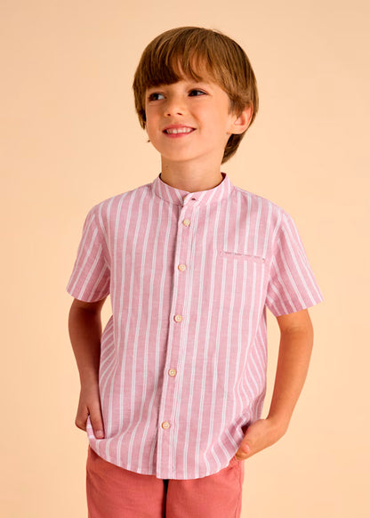 Camisa a rayas rosa manga corta, cuello mao