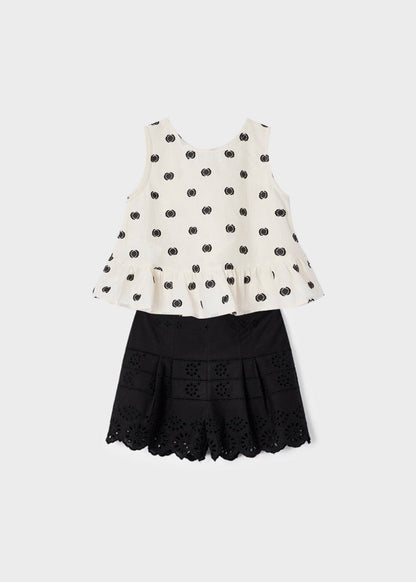 set blusa estampado con short perforaciones