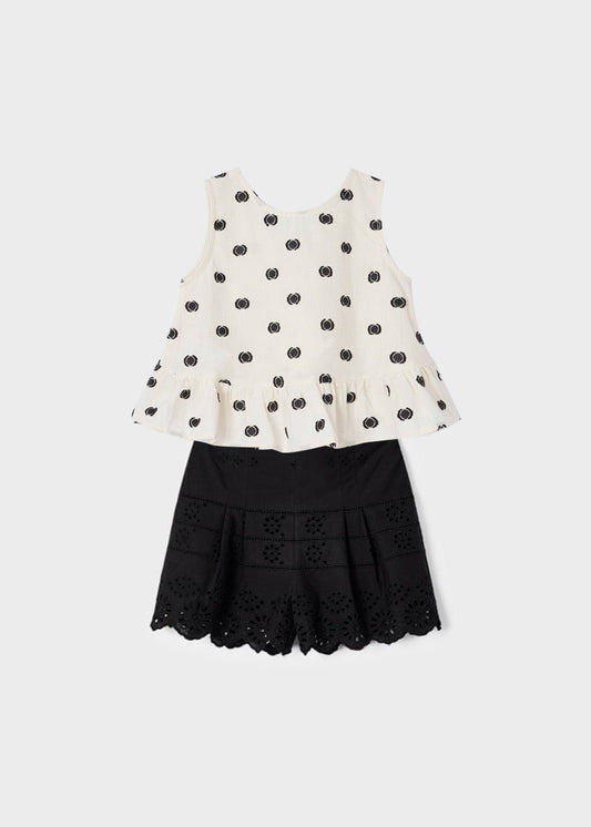 set blusa estampado con short perforaciones
