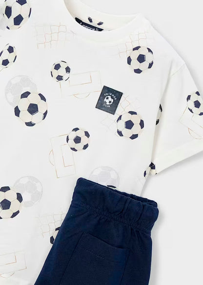 Conjunto bermuda marino y camiseta estampada