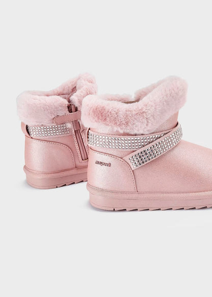 botin color rosa con peluche interior