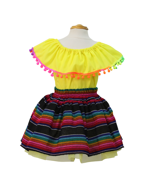 SET PATRIO TUTU CON BLUSA CAMPESINA AMARILLA POMPON ARCOIRIS, FALDA RAYAS NEGRO
