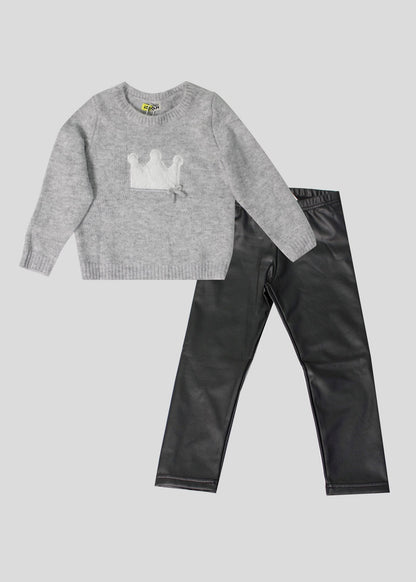 set jersey gris corona y pantalón vinipiel negro, marca losan