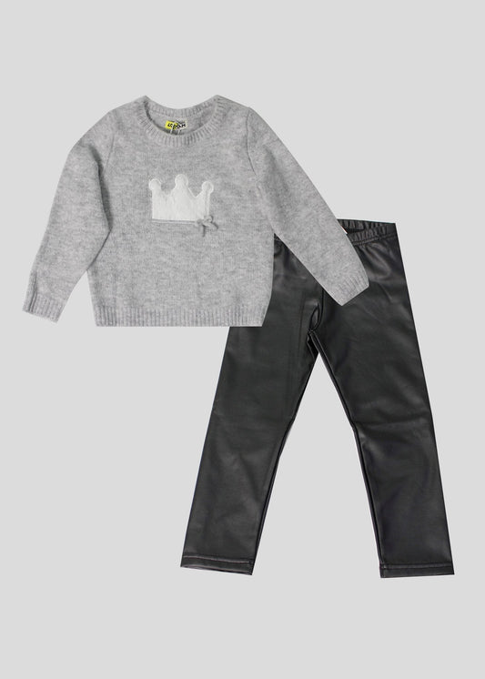 set jersey gris corona y pantalón vinipiel negro, marca losan