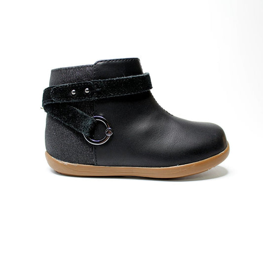 botín color negro con plata