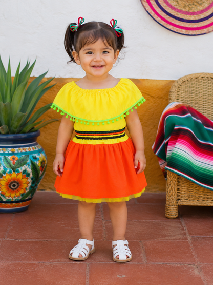 SET PATRIO TUTU CON BLUSA CAMPESINA AMARILLA POMPON VERDE, FALDA NARANJA