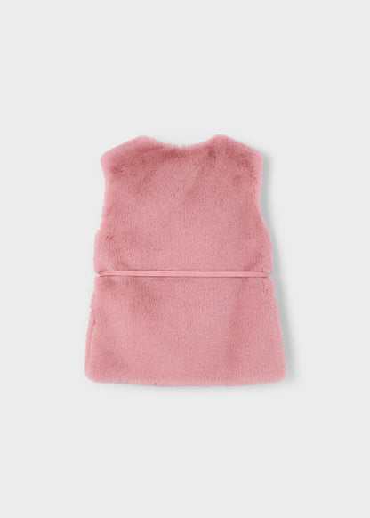 Chaleco pelo con cinturón tono maquillaje