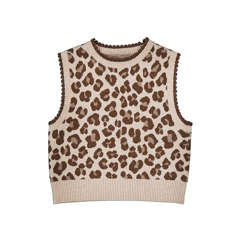 Set 3 piezas blusa + falda polipiel + chaleco tricot
