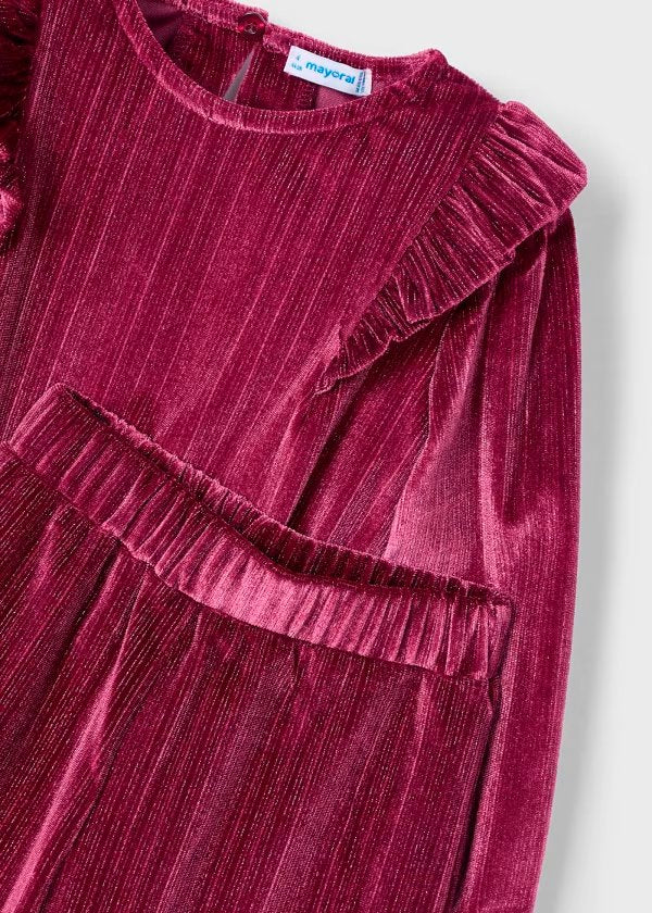 conjunto color cereza, pantalón, blusa manga larga