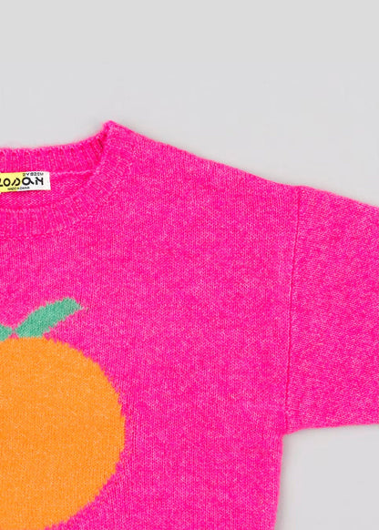 suéter color rosa tejido, print de naranja