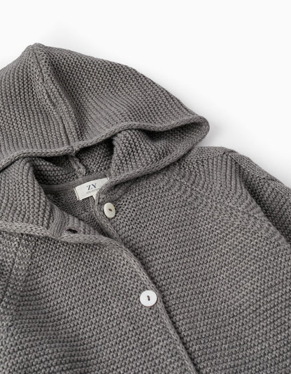chaqueta de punto gris con capucha para niña