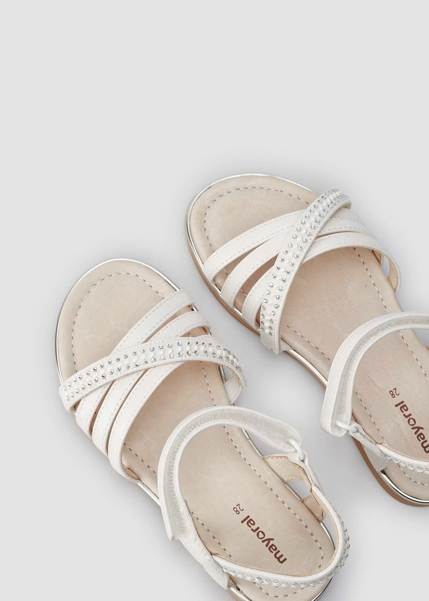 sandalias strass color blanco con cierre velcro