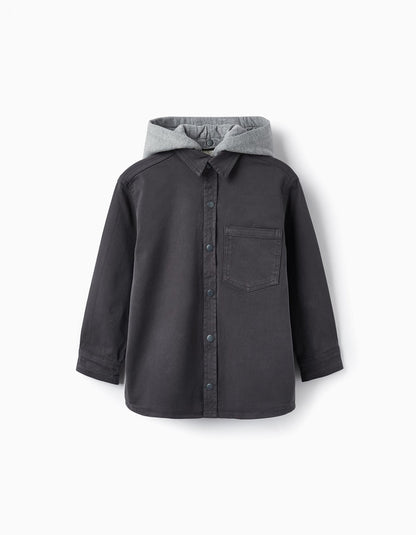 sobrecamisa gris  con gorro desprendible