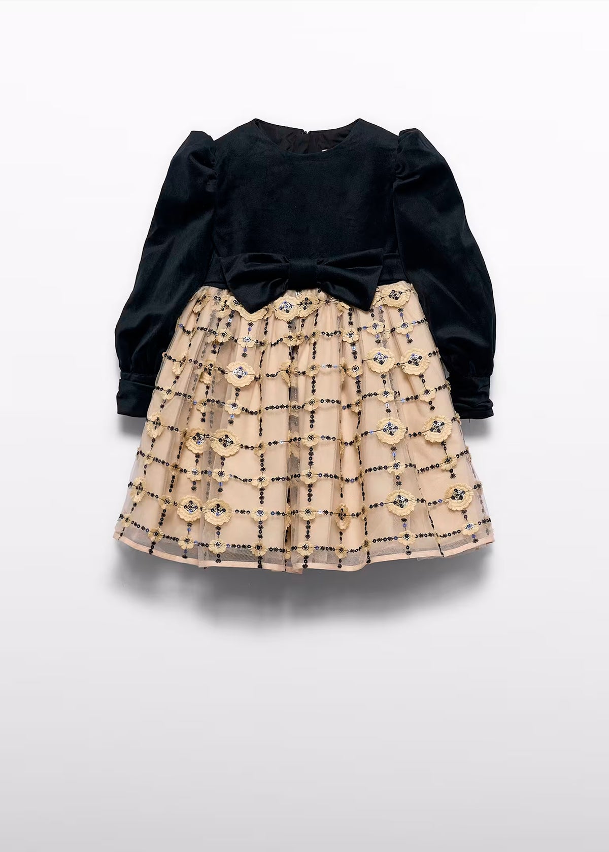 Vestido tul bordado peto terciopelo negro