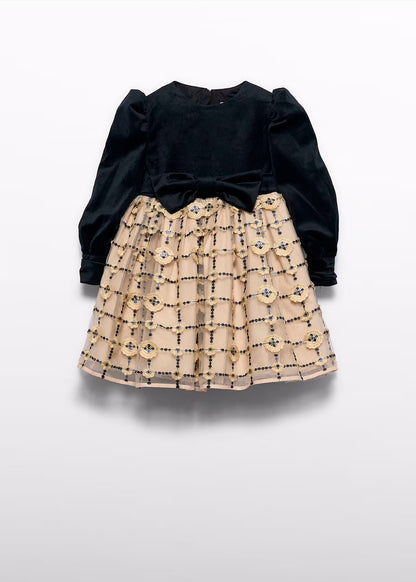 Vestido tul bordado peto terciopelo negro