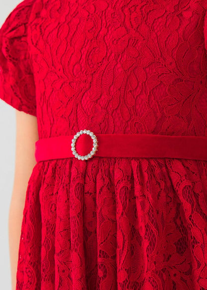 vestido rojo de encaje