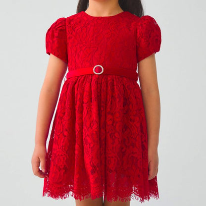 vestido rojo de encaje
