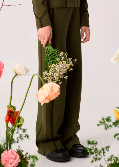 Conjunto pantalón tricot verde aguacate