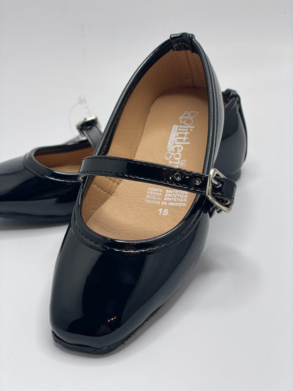Zapato charol negro punta cuadrada