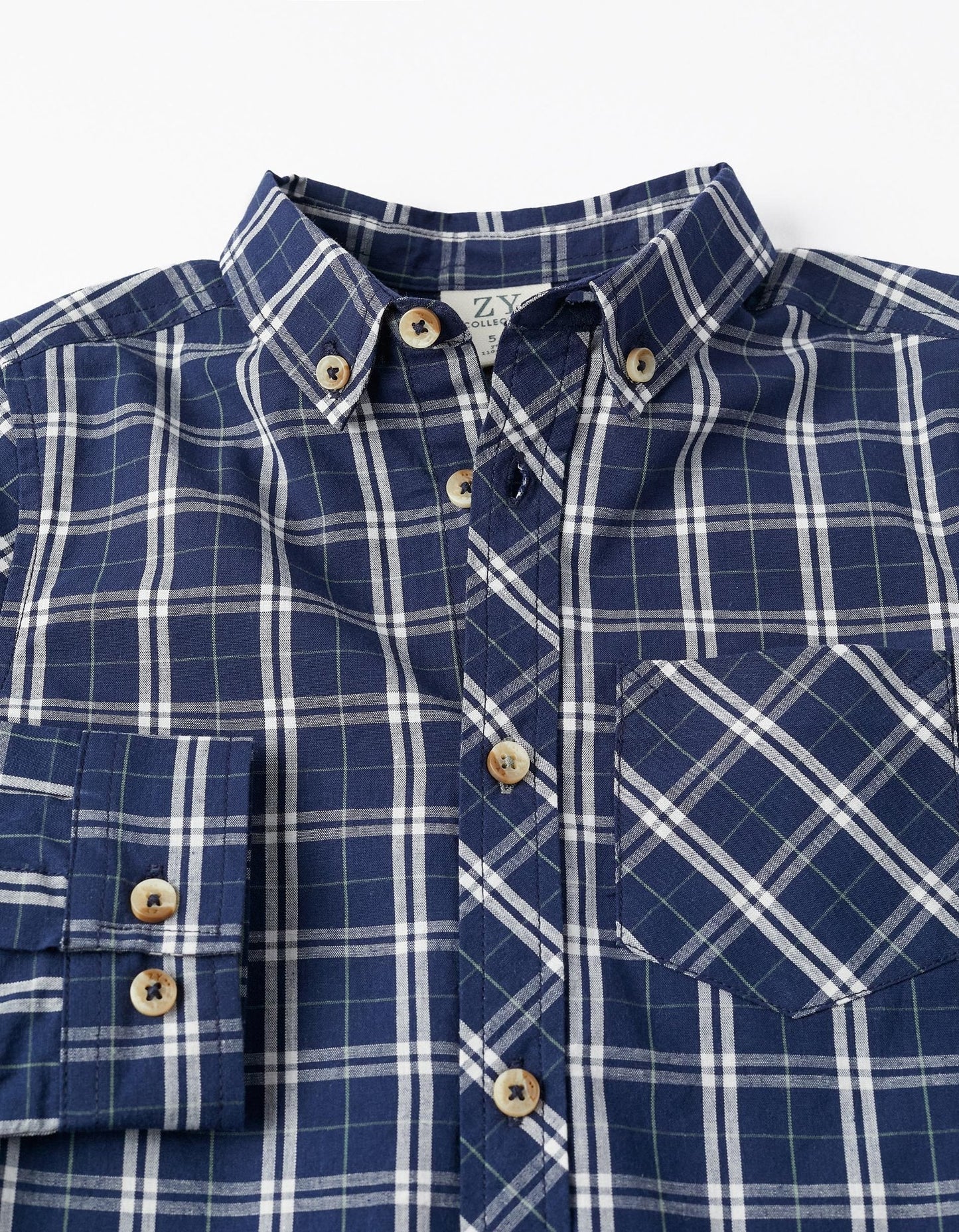 camisa a cuadros azul y blanco