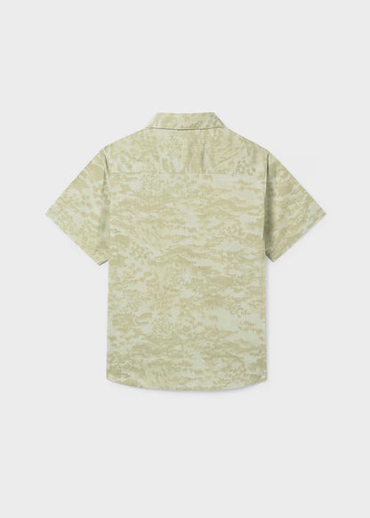 Camisa manga corta color verde liquen