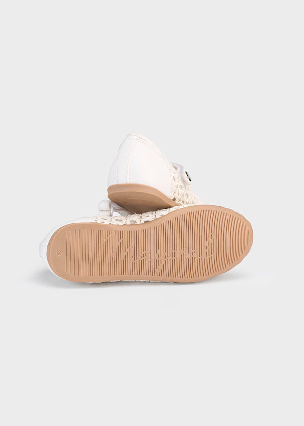 Balerina calada, color blanco