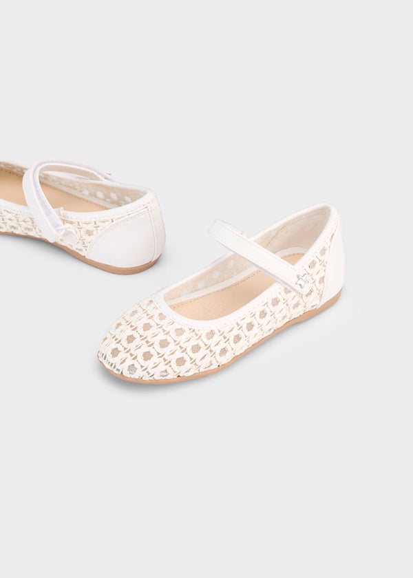 Balerina calada, color blanco