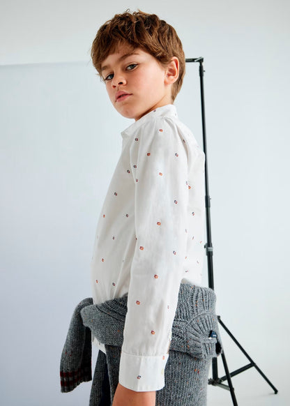 camisa blanca manga larga con prints